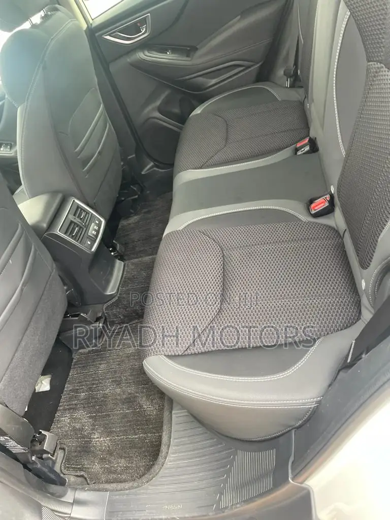 Subaru Forester 2.0XT Premium AWD 2017 White