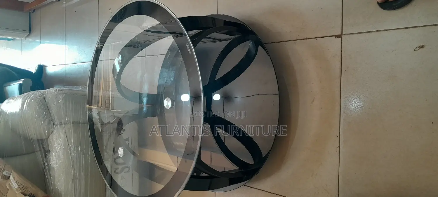 A Durable Glass Table