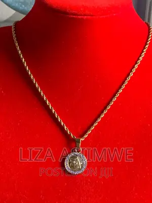 Simple Men’S Necklaces Available