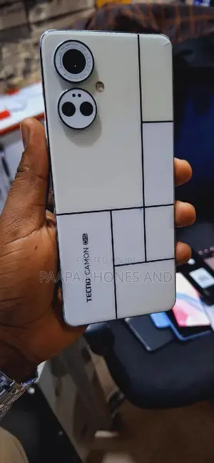 Tecno Camon 19 Pro 256 GB White