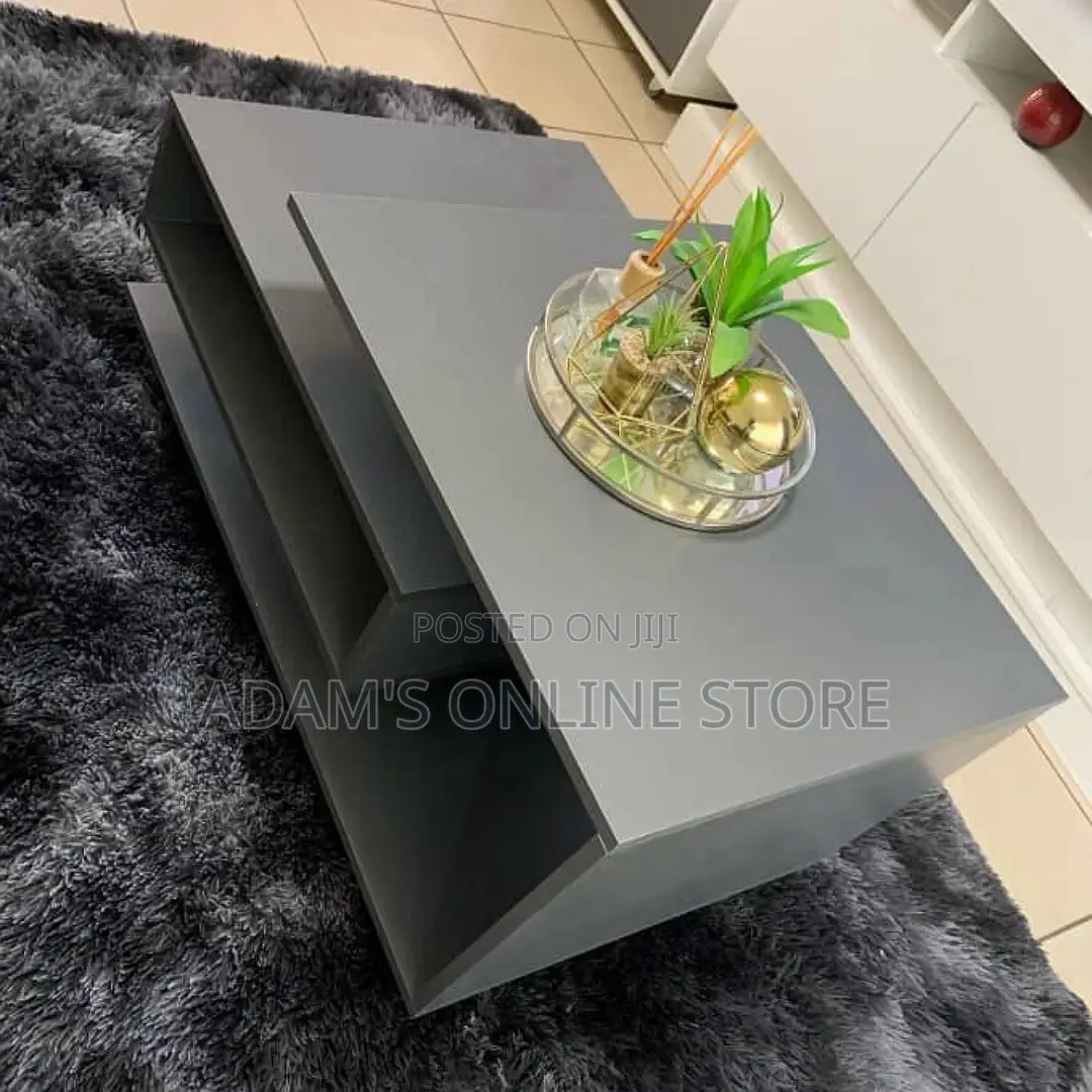 Center Table/Center Table