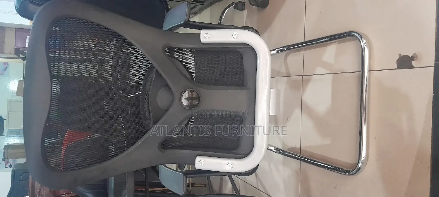 An Extraordinary Board Room Chair