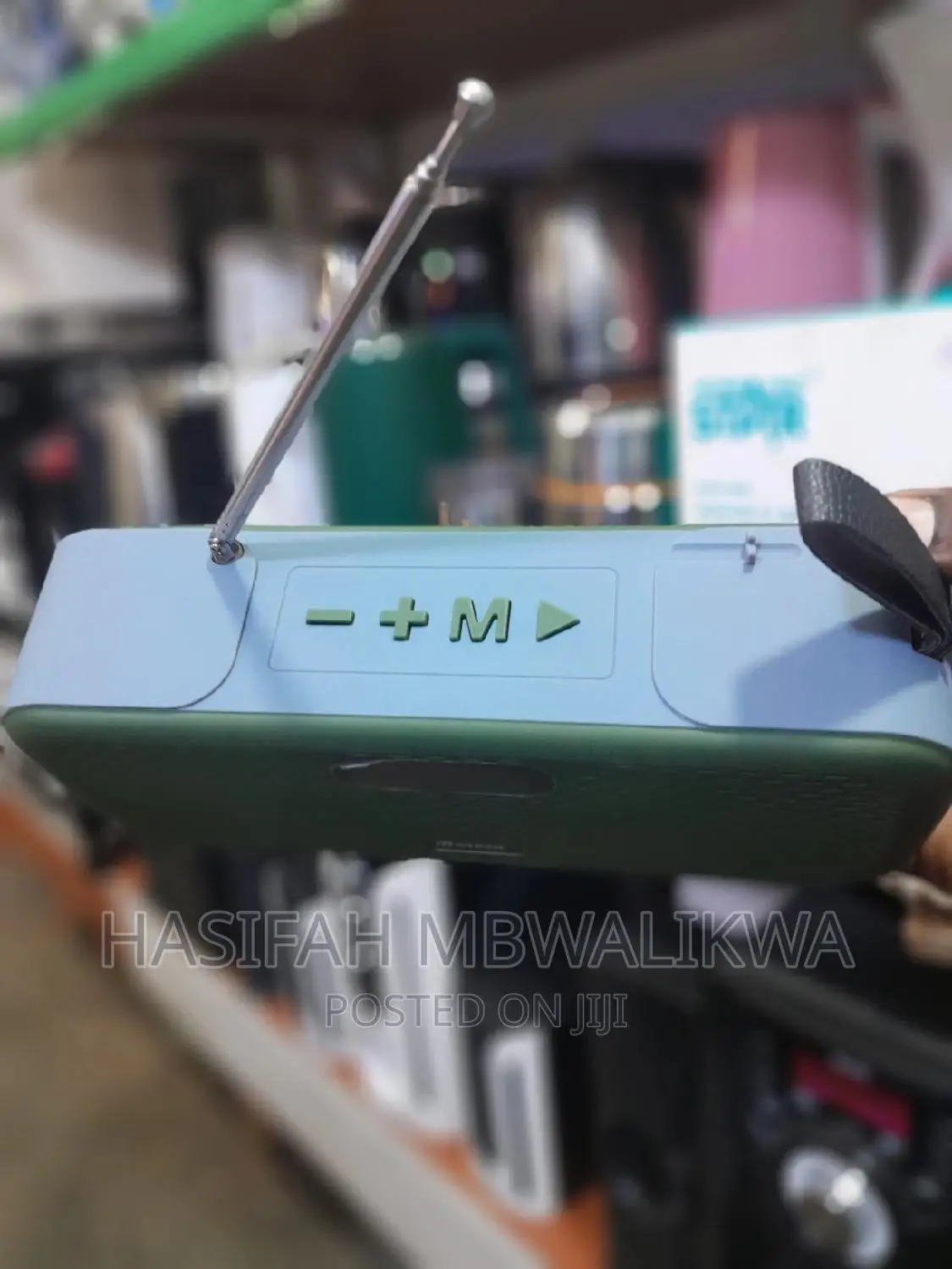 L8S Wireless Robot Speaker