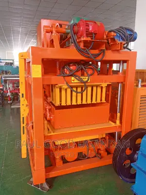Commercial Blocks and Pavers Making Machine