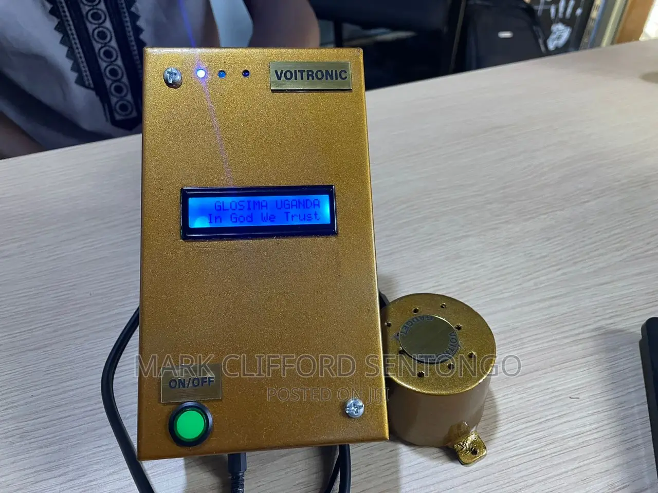 Voicetronic/Robot Gadget