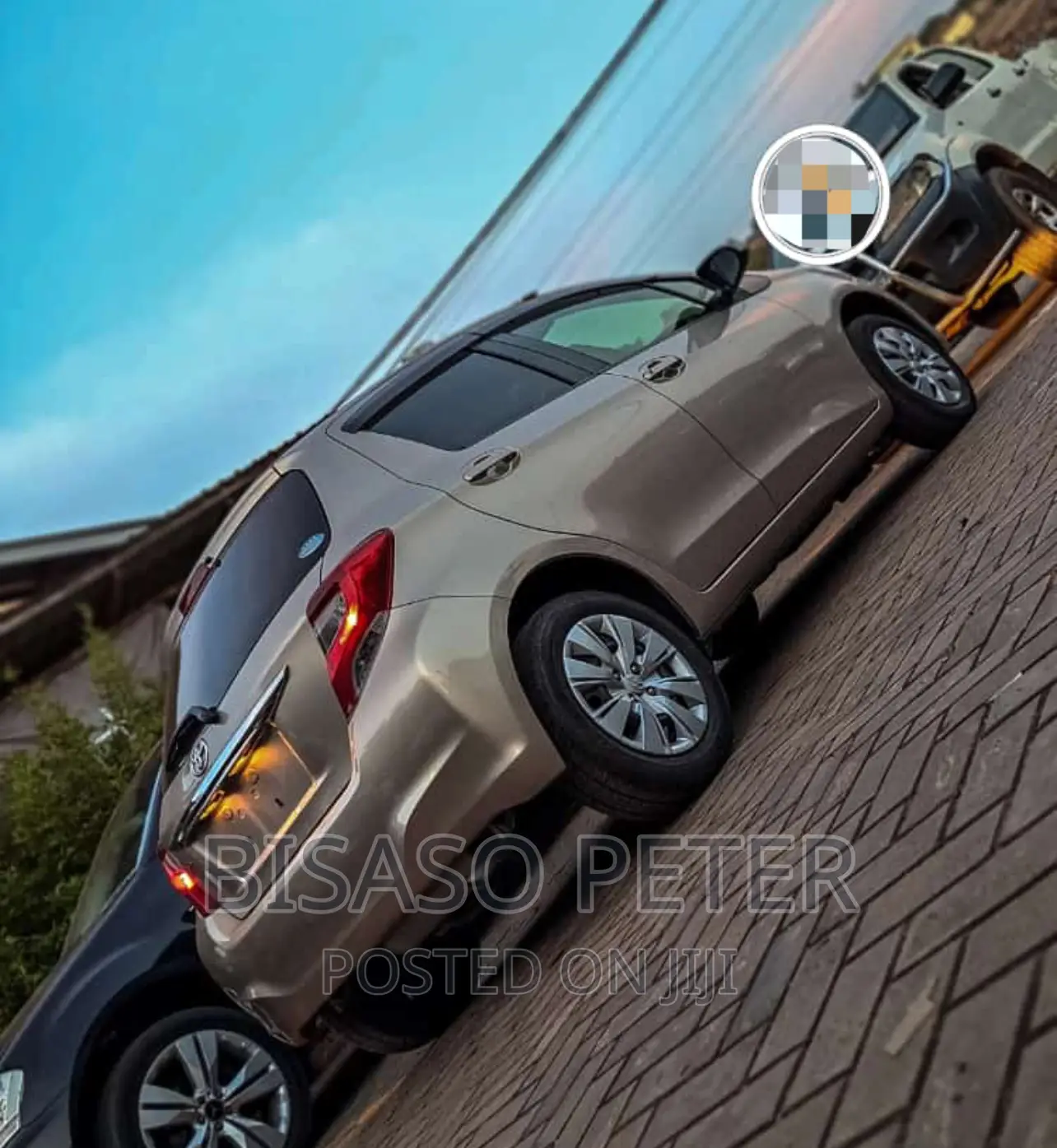 Toyota Vitz 1.3 AWD 3dr 2014 Gold
