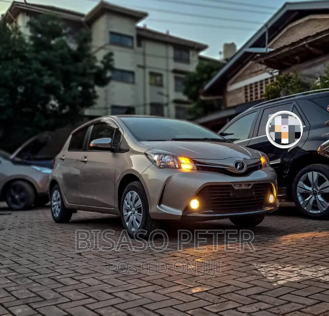 Toyota Vitz 1.3 AWD 3dr 2014 Gold