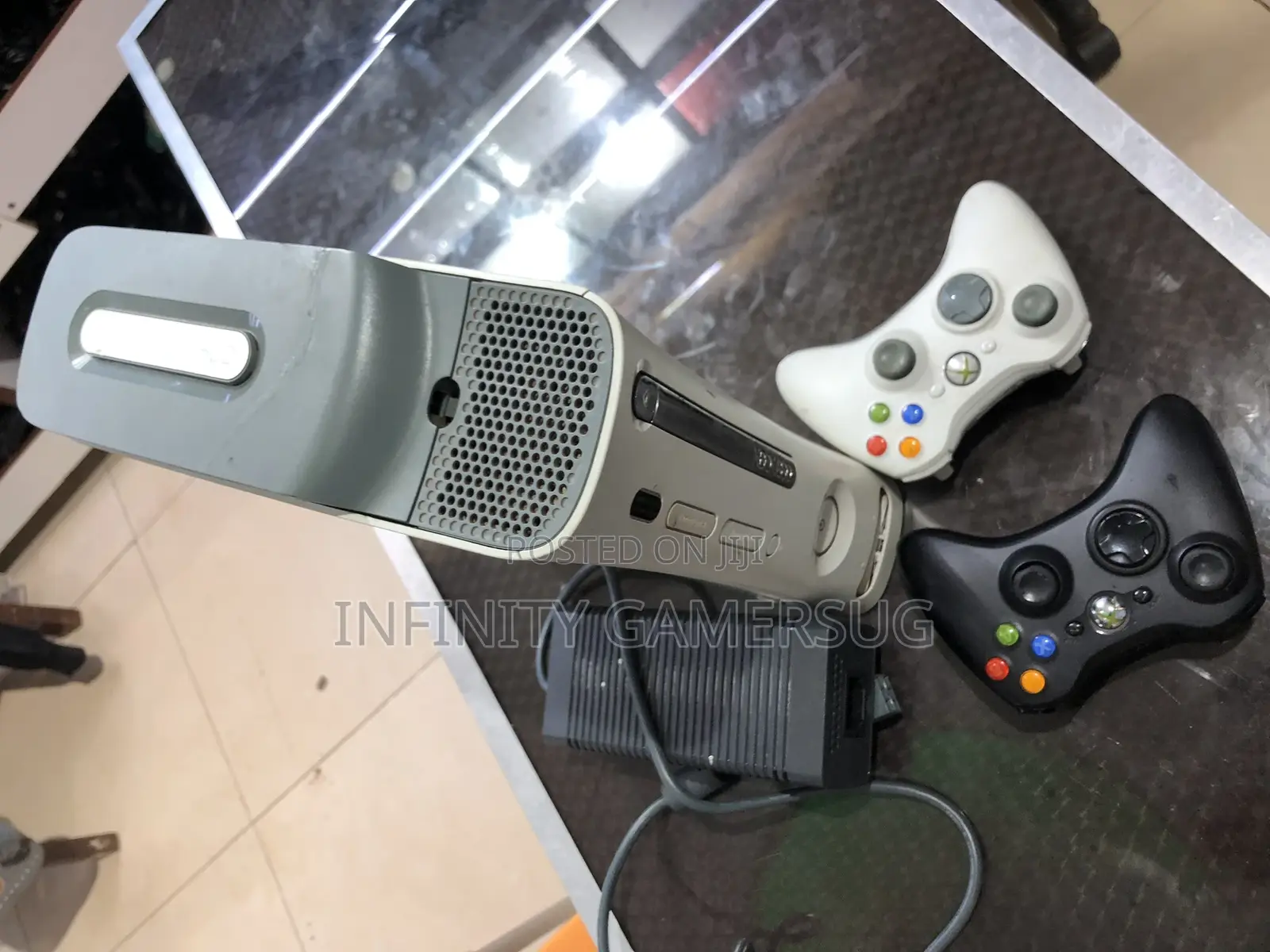 Chipped Xbox 360