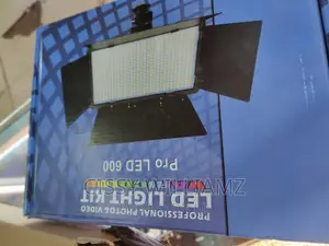 Pro Led 600 Professional Photo Video Light Kit