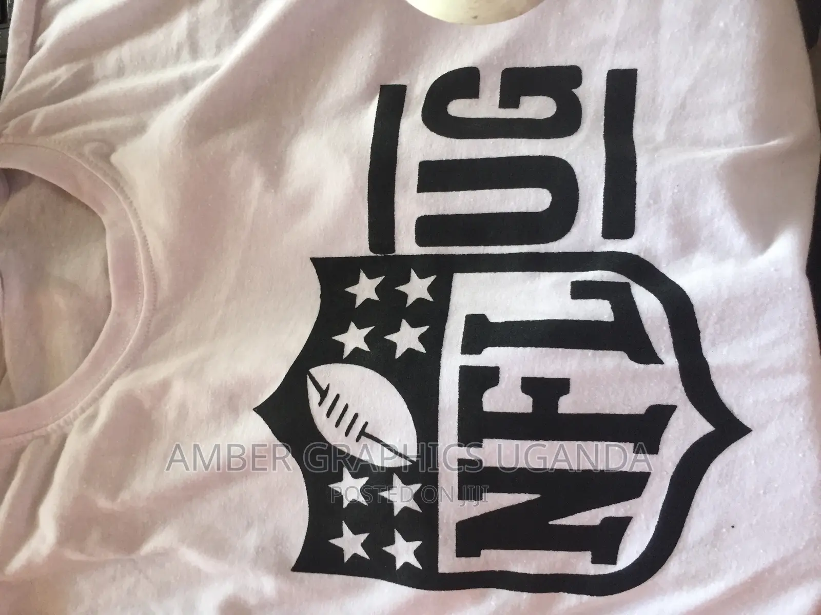 Screen Printing and Designing T-Shirt