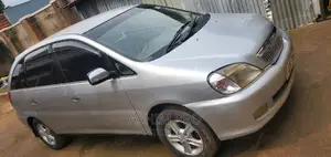 Toyota Nadia 2.0 150hp FWD 1999 Silver