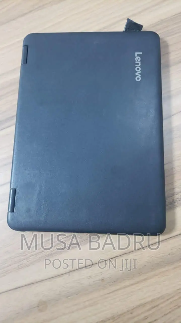 Laptop Lenovo Yoga 11e 4GB Intel Celeron SSD 128GB