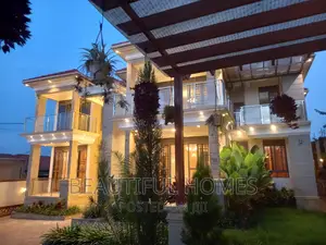 Furnished 7bdrm Duplex in Kyanja, Central Division for sale