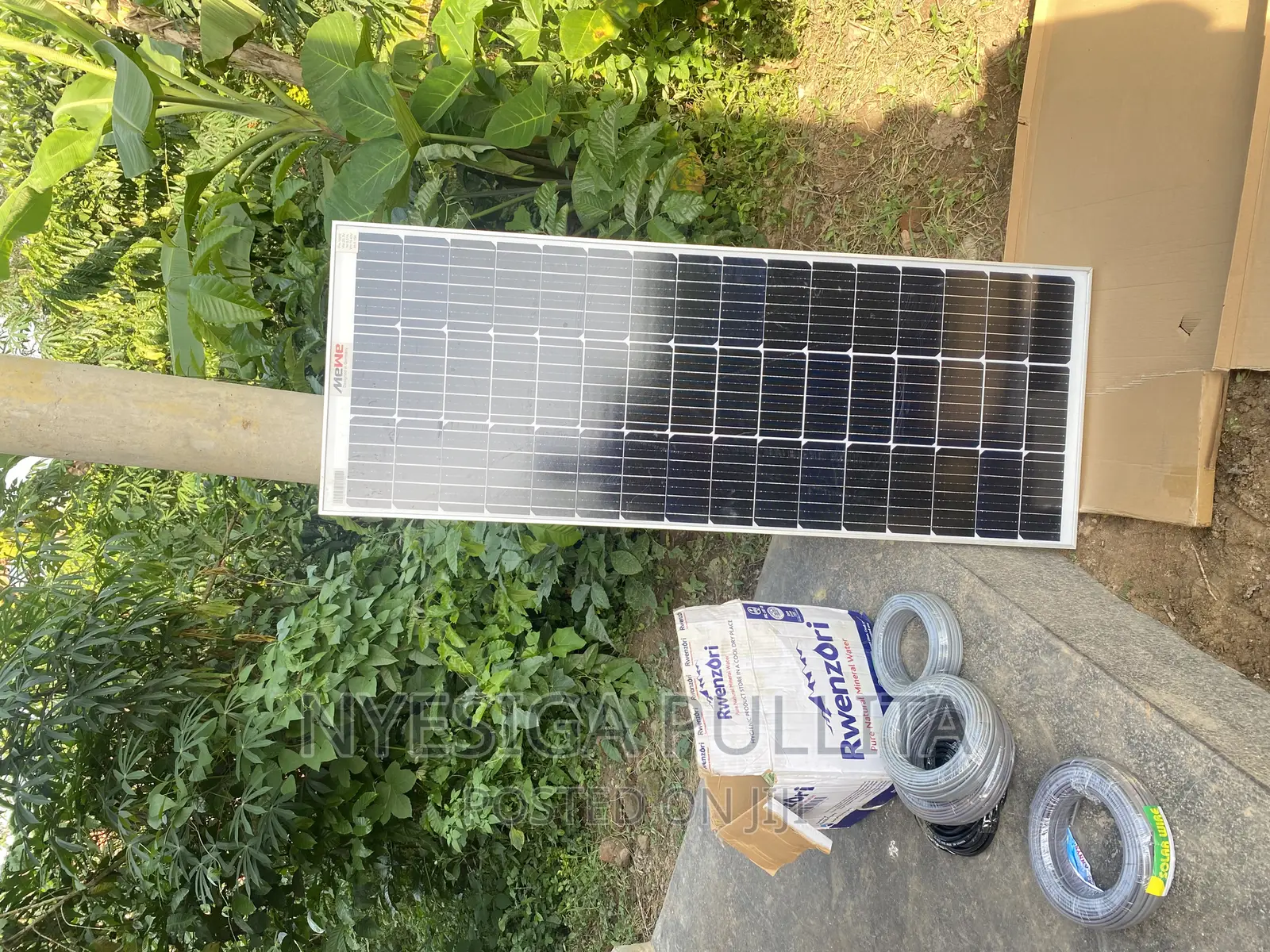 8 Solar Lights ,With Phone Charging ,100w Solar Panel A