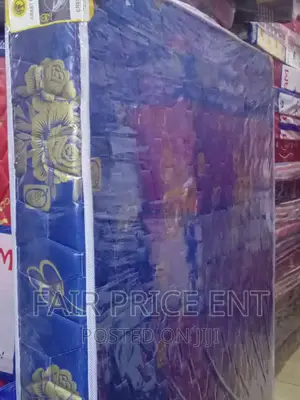 Crestfoam High Density.5x6x6inches.( Blue)
