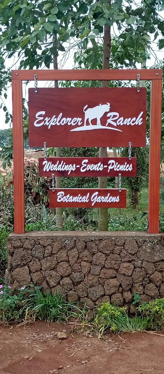 Pylon Signages
