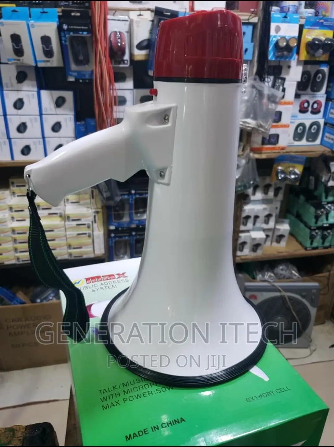 Megaphone CM-066 - Medium Size- Recording With Microphone