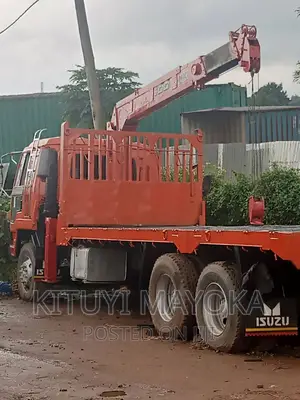 Isuzu Giga Magulu Kumi 5ton Crane Truck for Sale at 105m