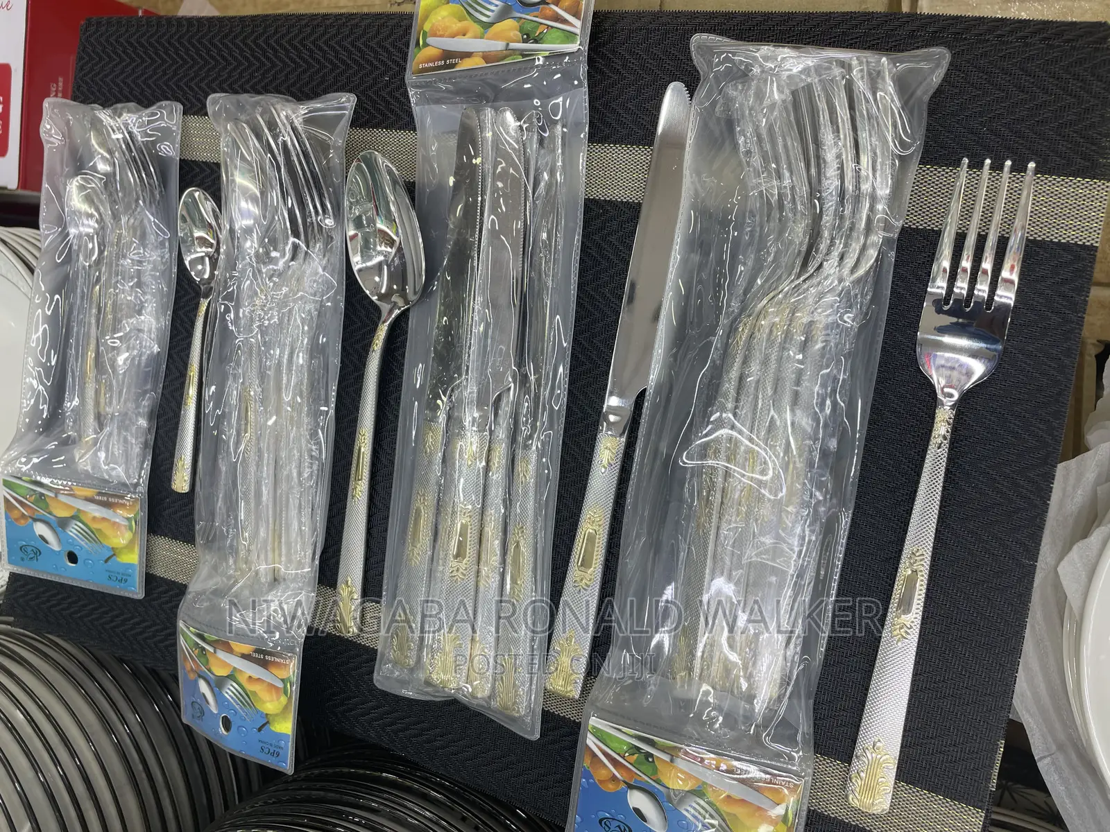 24pc Classic Cutlery Set Heavy Duty