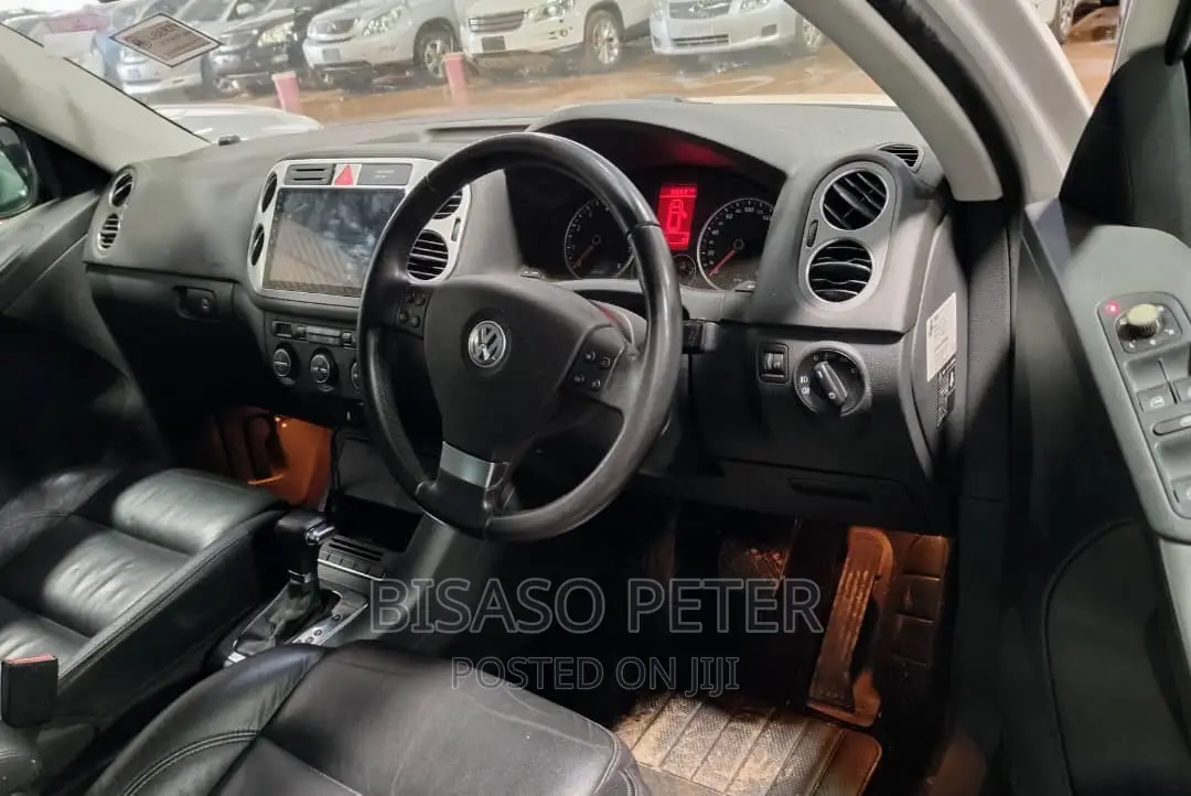 Volkswagen Tiguan 2.0 S 2009 White