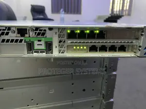 Server 12GB Intel Xeon HDD+SSD 1T