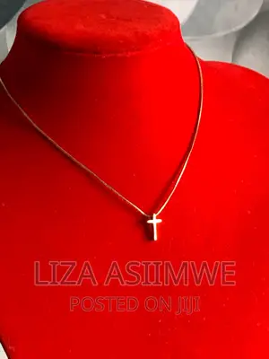 Simple Lady’S Necklaces