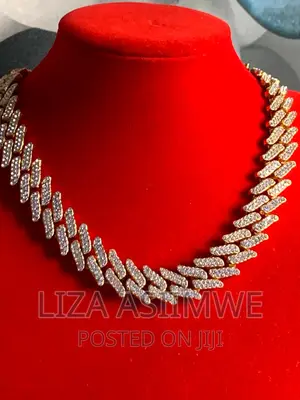 Iced Out Chains Available