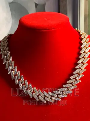 Iced Out Chains Available