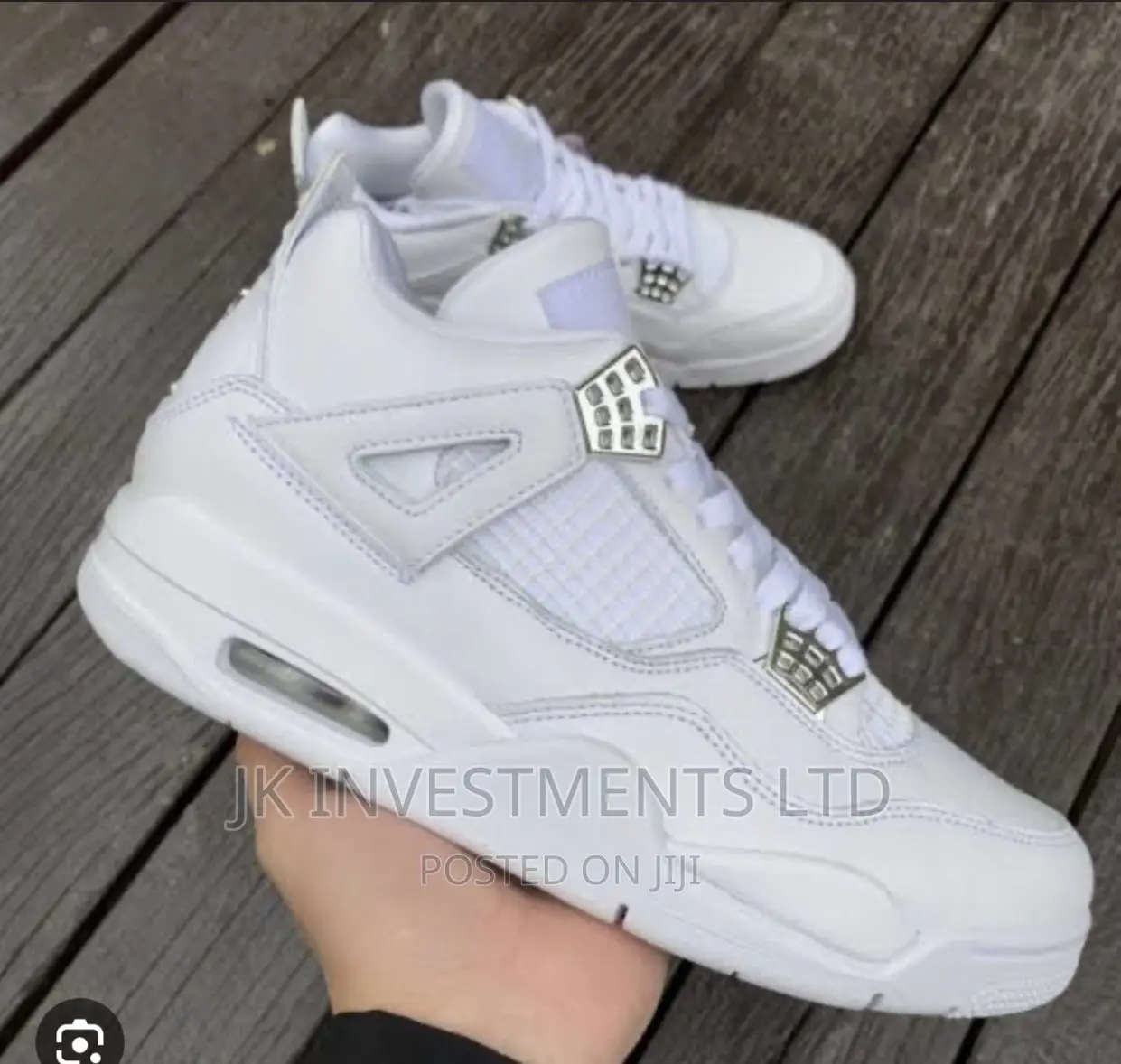 Air Jordan 4 Retro Sneakers