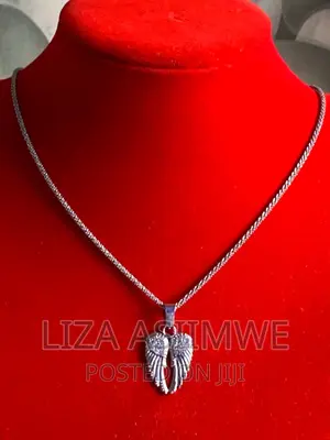 Simple Unisex Necklaces Available