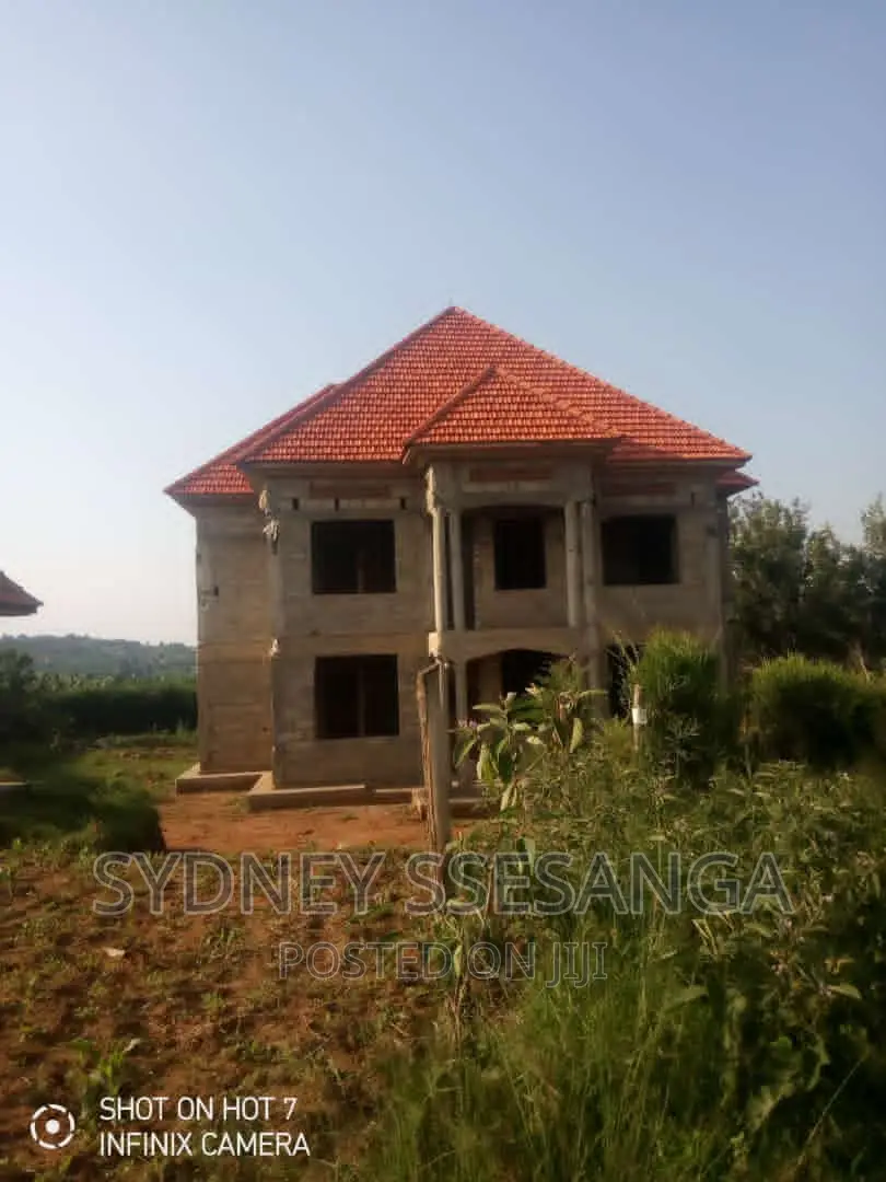 Clay Tile Excellence: Ugroofers' Expert Installation