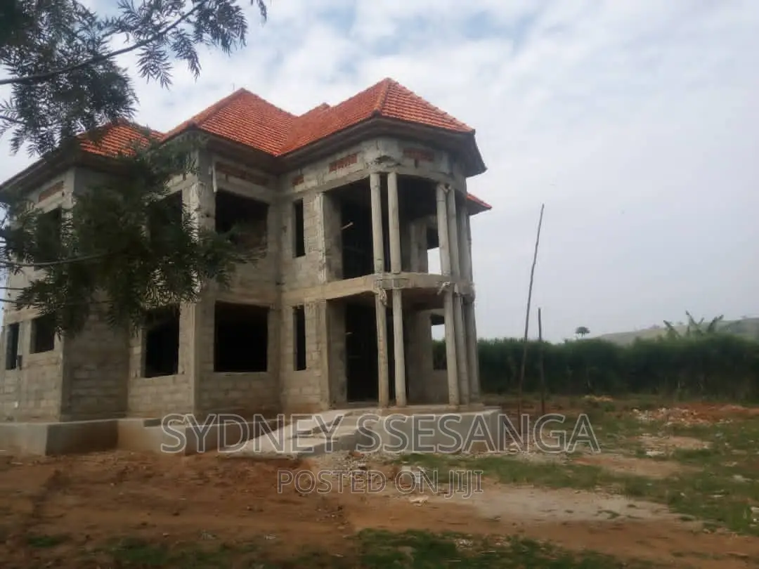 Clay Tile Excellence: Ugroofers' Expert Installation