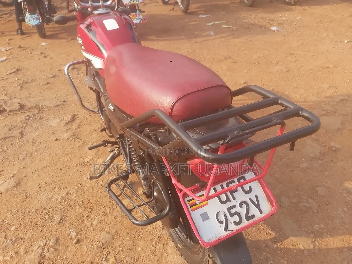 Hero Hunter 125 2020 Red
