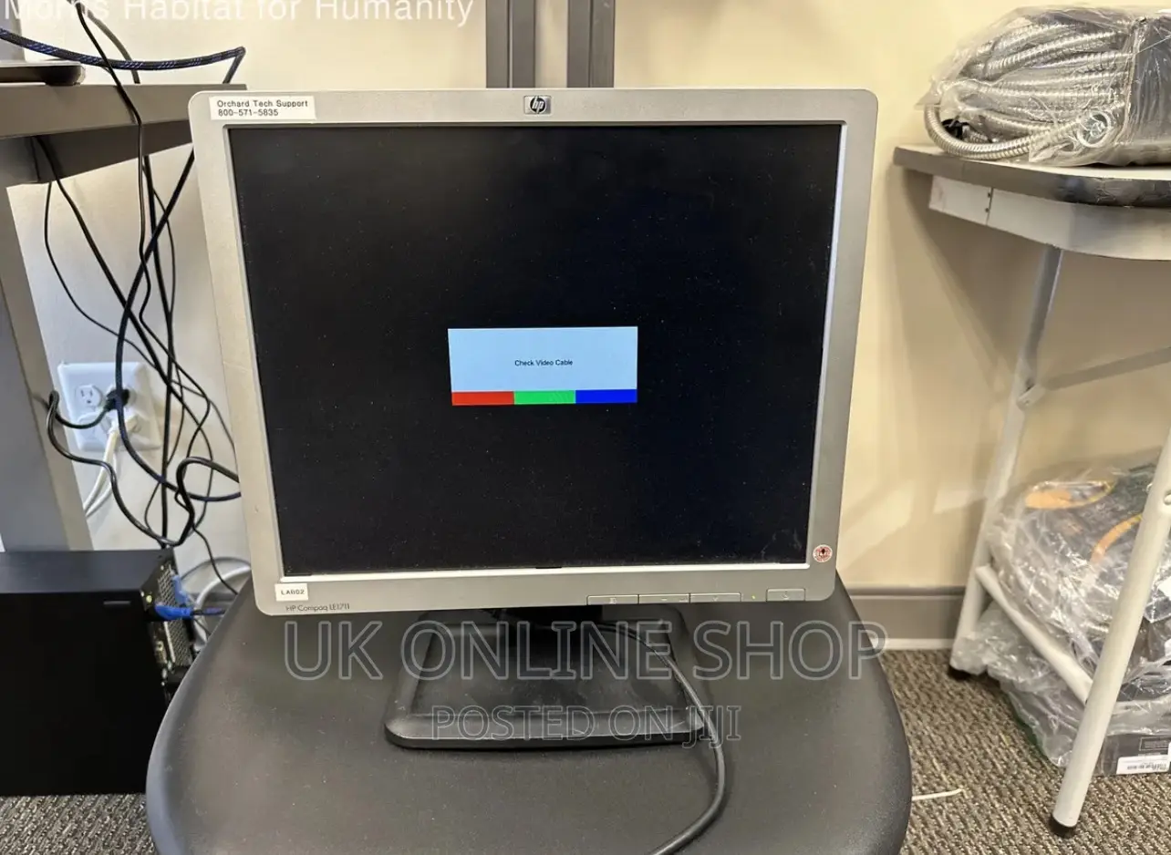 HP Compaq LE1711 Computer Monitor