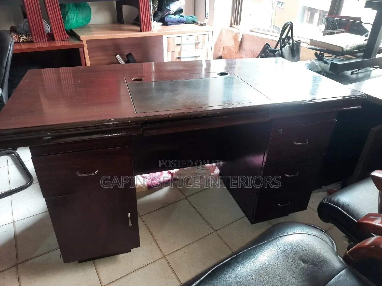 Executive Office Table of Size 140cm