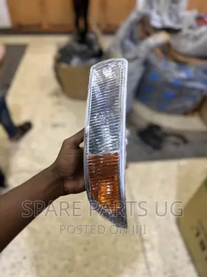 Corona ST 190 Bumper Light / Indicator