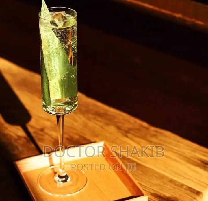 International Otis Champagne Flutes (12pcs)