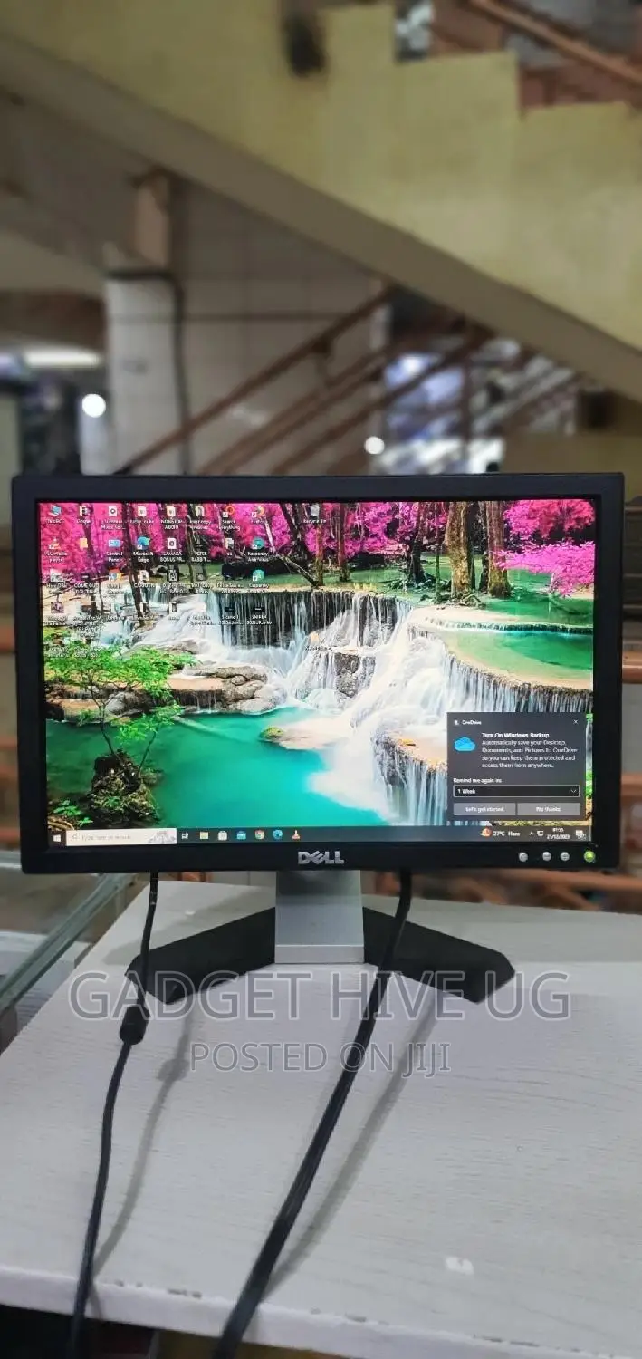17" Wide Monitor