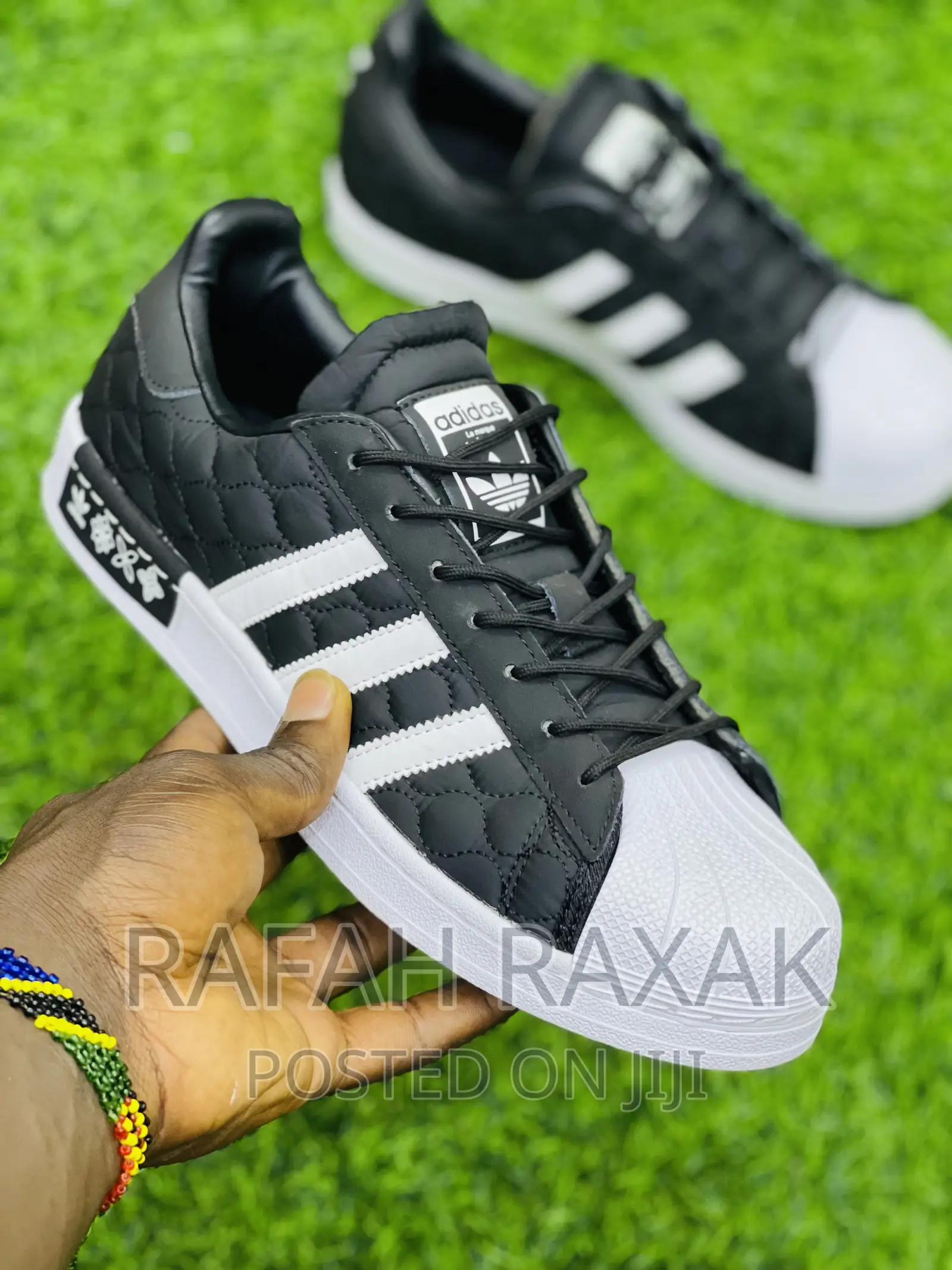 Original Classic Adidas Sneakers