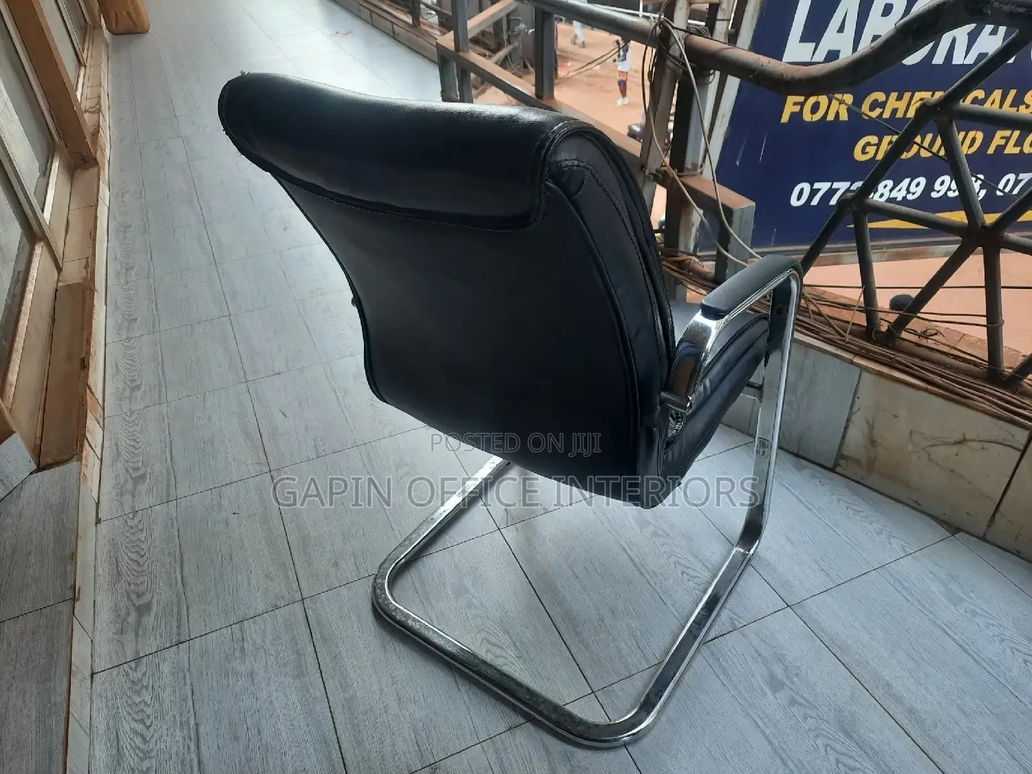 Non Rotating Office Chair