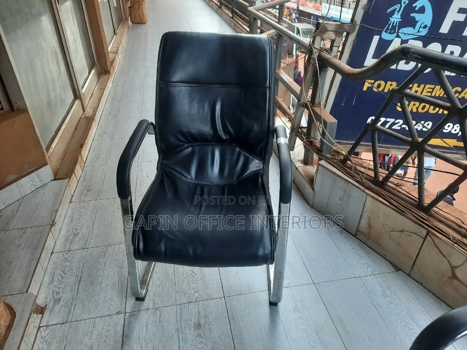 Non Rotating Office Chair