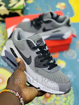 Original Unisex Grey Nike Airmax Sneakers