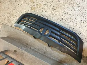 Grill Hillux Vigo Super ( 2012)