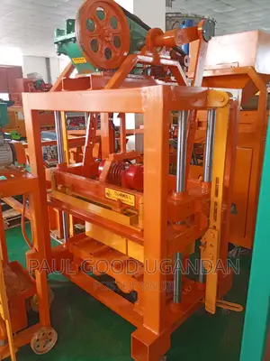 Block and Pavers Machine