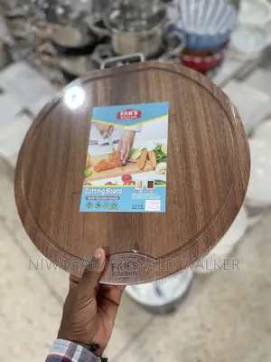 Heavy Duty Pizza Cutting Board