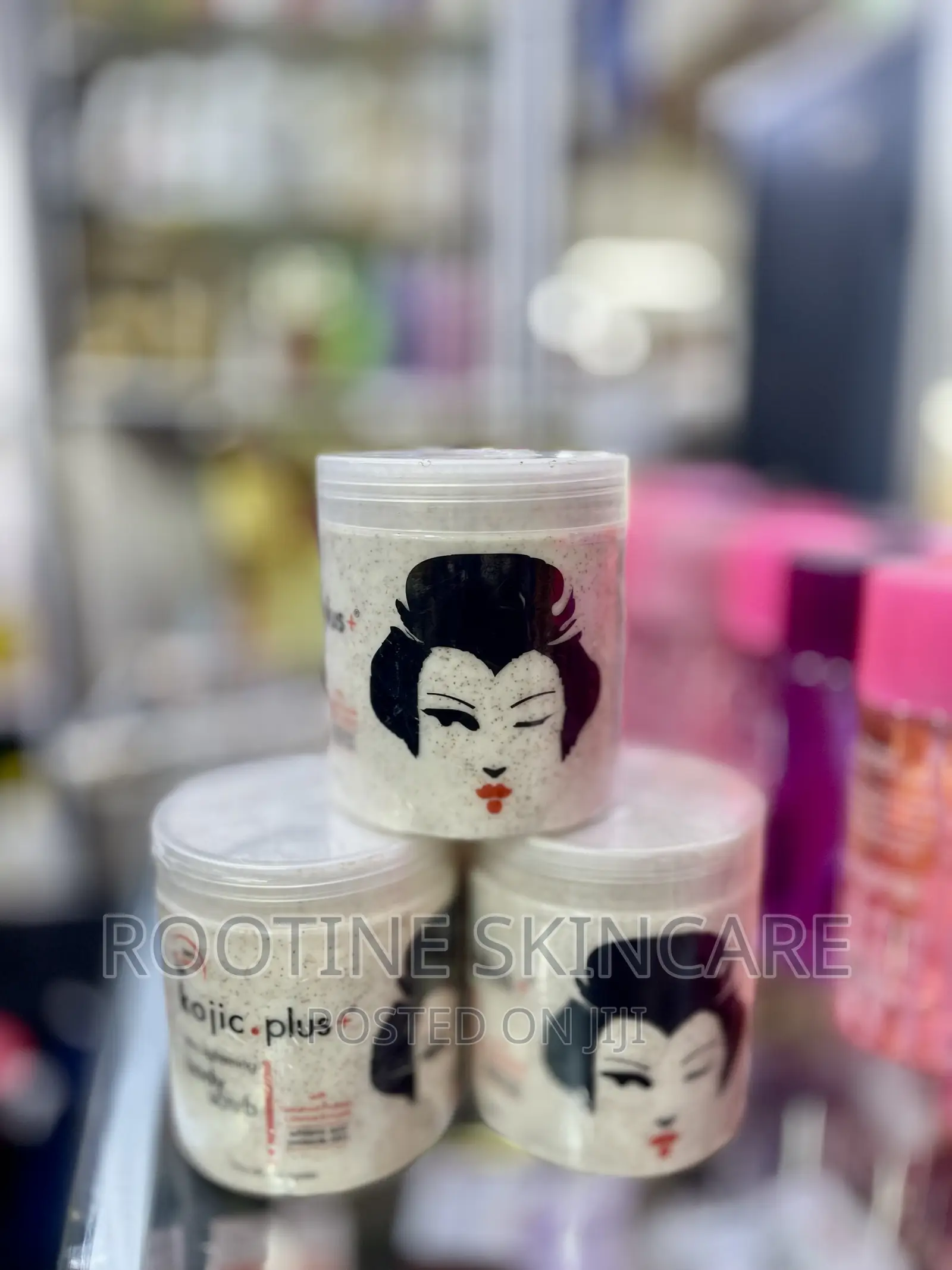 Kojie Plus Skin Lightening Body Scrub