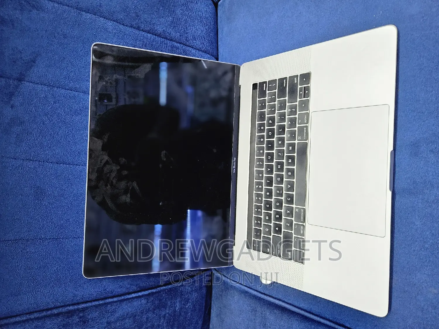 Laptop Apple MacBook Pro 2017 16GB Intel Core i7 SSD 256GB