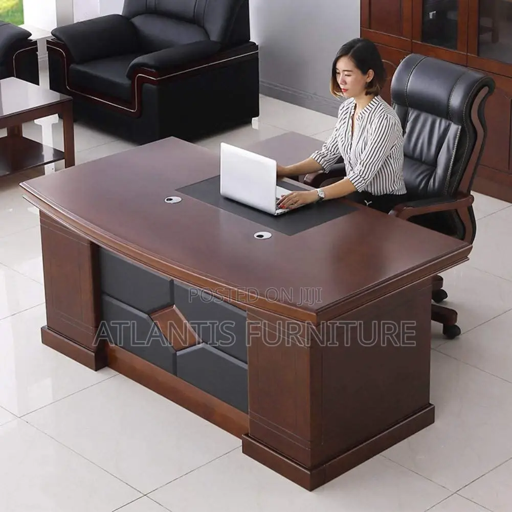 Executive Desk Size 120cm (Bland New)