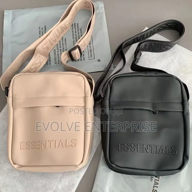 ESSENTIALS Men's Messenger Bag