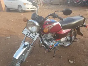 Bajaj Boxer 2018 Red